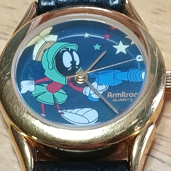 X Looney Tunes Marvin the Martian MOOD dial watch gold tone case 3 hand move - Picture 8 of 15